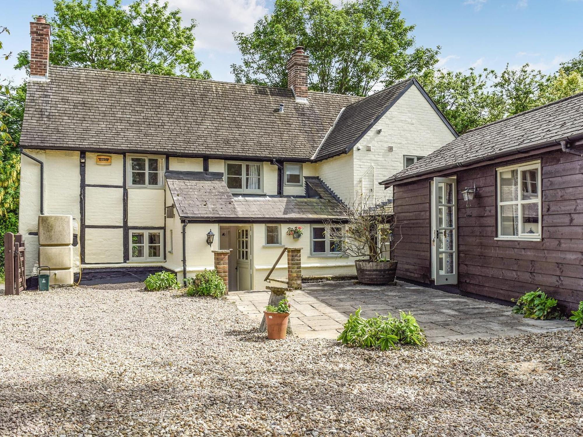 Wayside Cottage Adstock Bagian luar foto