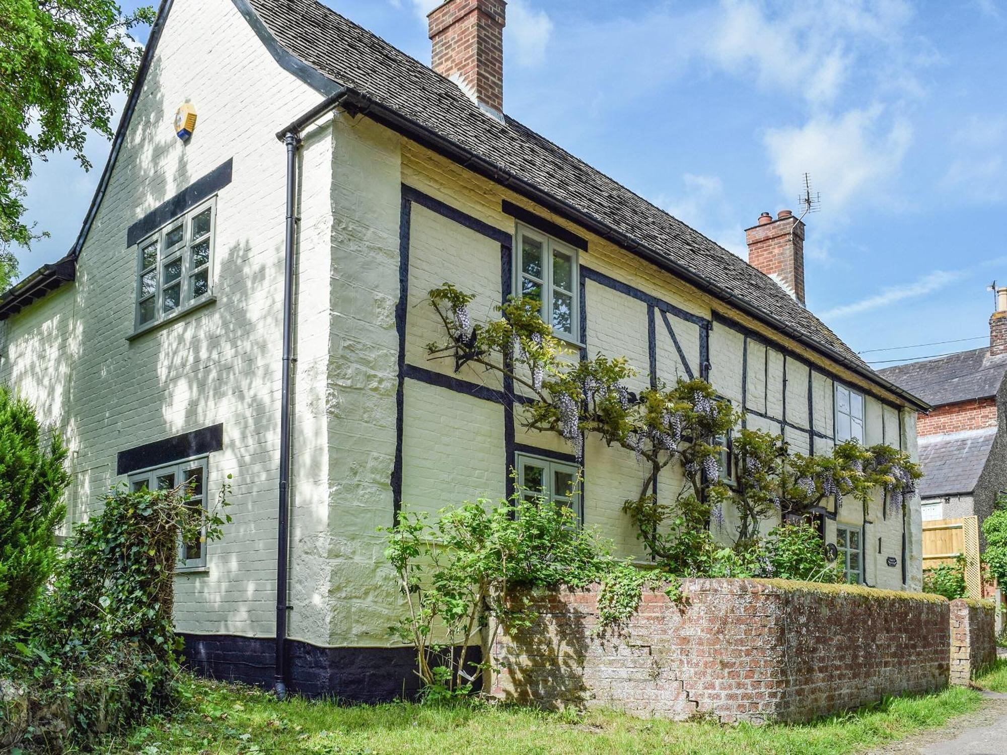 Wayside Cottage Adstock Bagian luar foto